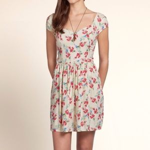 NWT Hollister Floral skater skirt